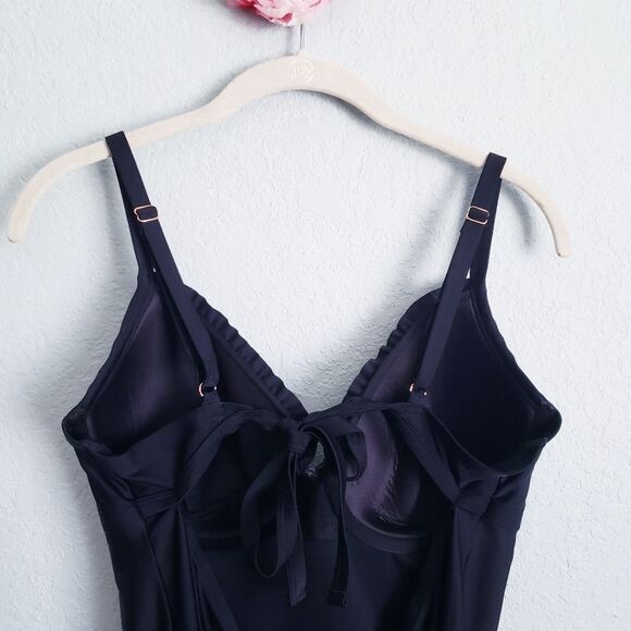 Smart & Sexy Black Swim Tank 38D - Picture 4 of 6